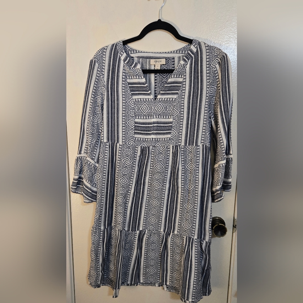 Blue and White Patterned Women Top